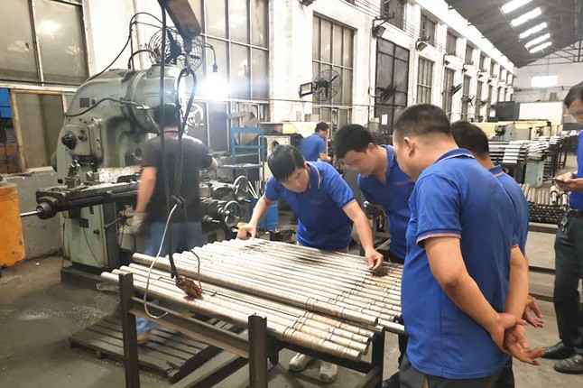 开云在线官方网站-开云(中国)每周对各个工序进行质量监督检验的现场。